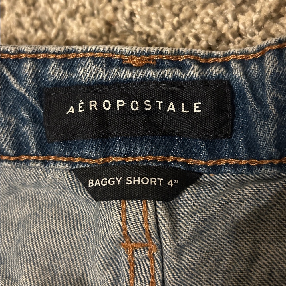 Aeropostale Blue Baggy 4” Denim Shorts - Picture 2 of 5
